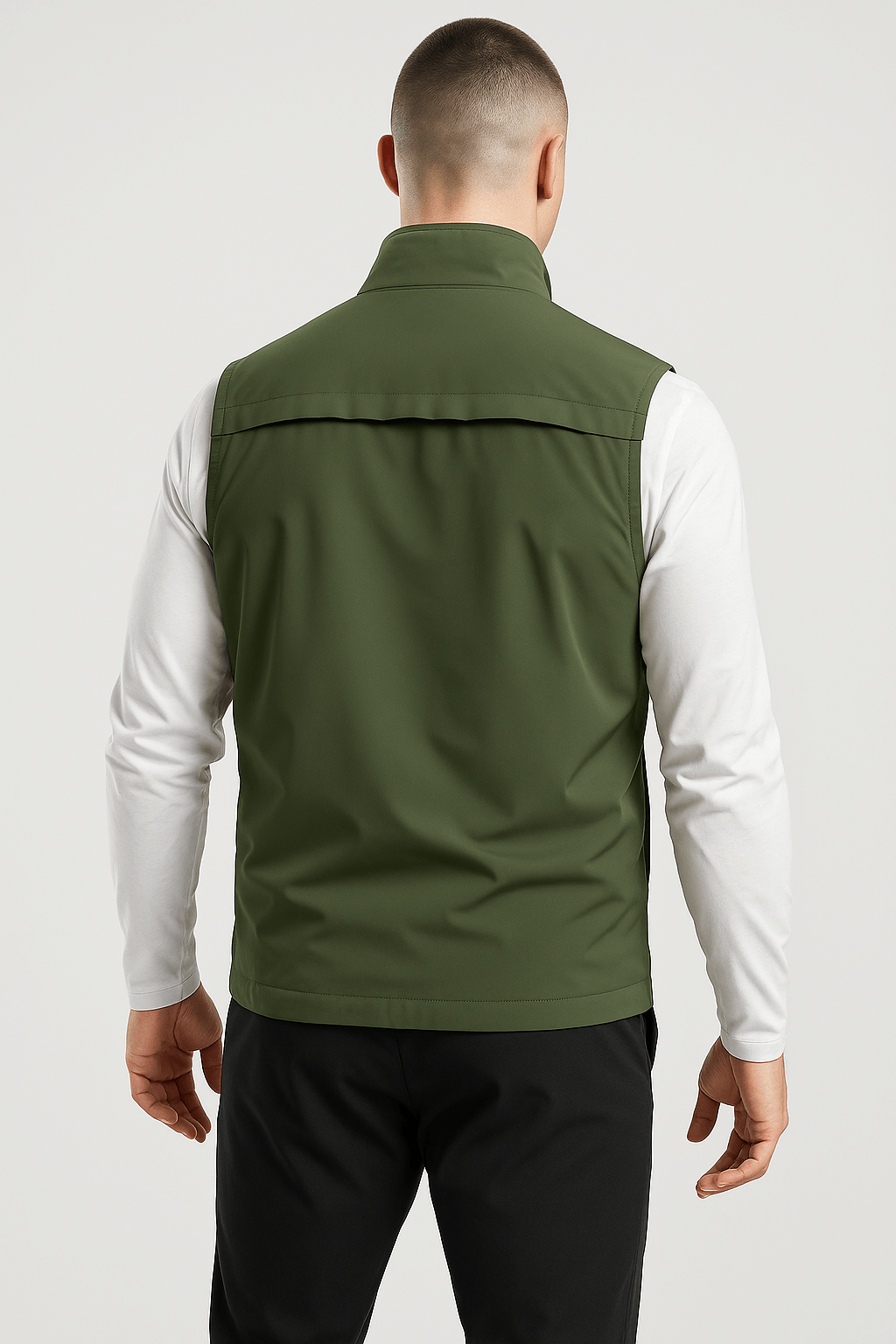 Men’s Lightweight Softshell Outdoor Vest – Windproof and Water-Resistant Layer for Hiking and Cycling