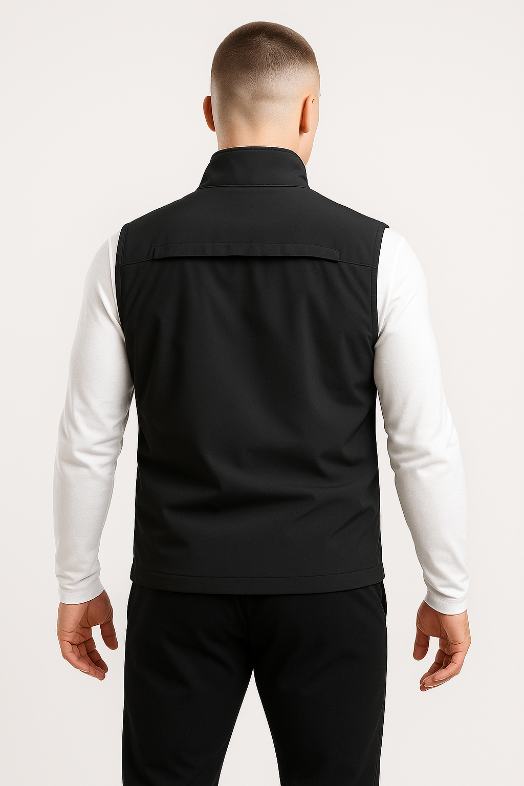 Men’s Lightweight Softshell Outdoor Vest – Windproof and Water-Resistant Layer for Hiking and Cycling